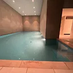 Suite O